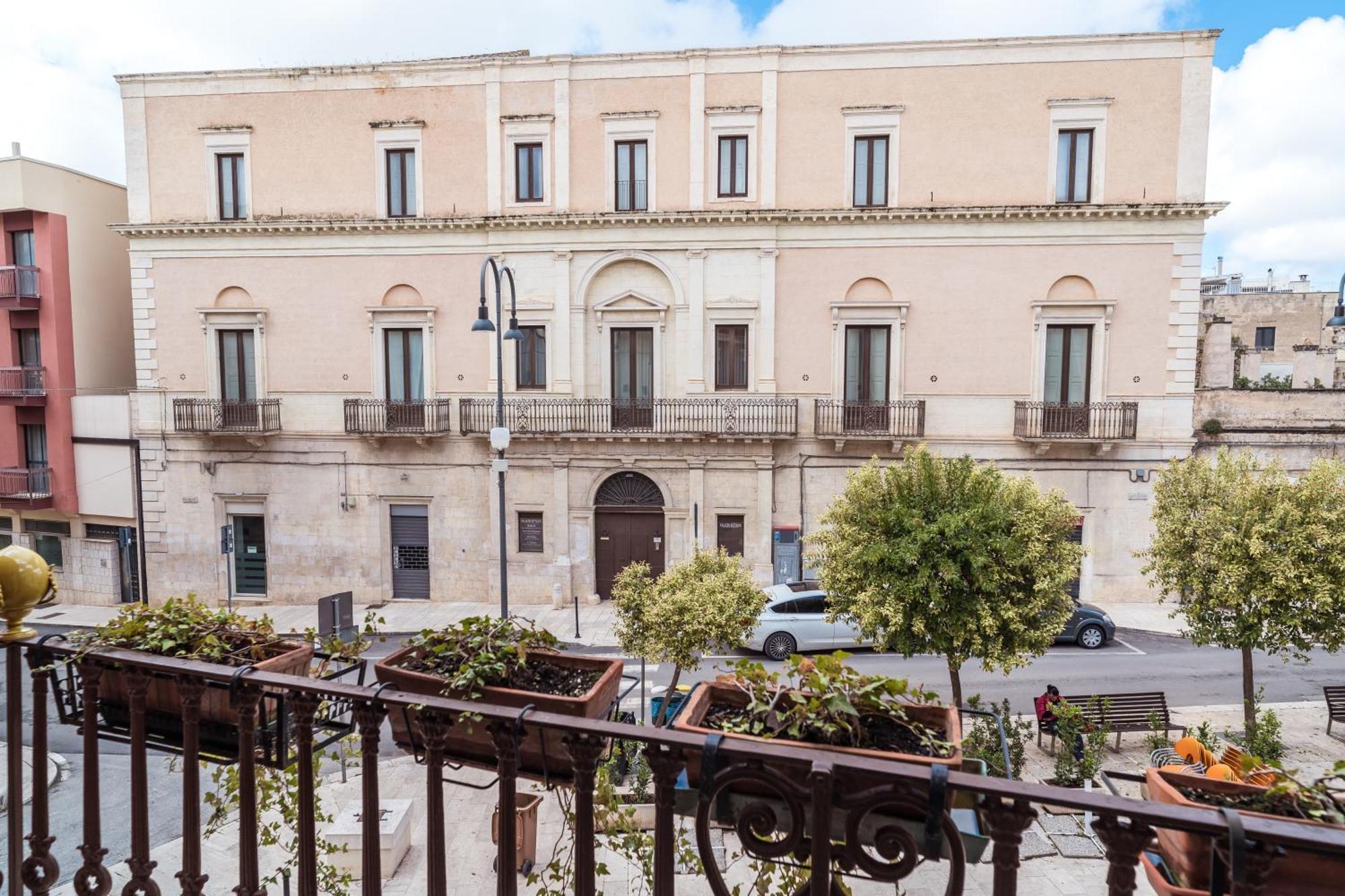 Апартаменты Palazzo Iato Рутильяно Экстерьер фото
